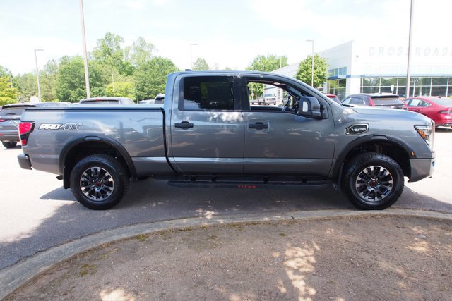 Used 2023 Nissan Titan PRO-4X w/ Pro-4x Convenience Package AWD/4WD image 6