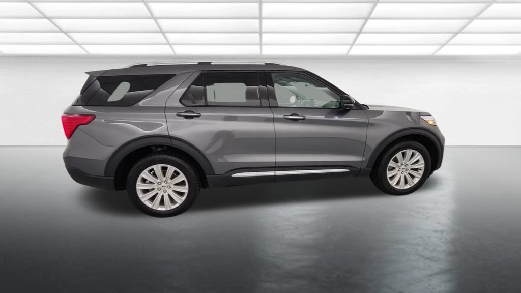 Certified 2024 Ford Explorer Limited w/ Limited Technology Package AWD/4WD image 9