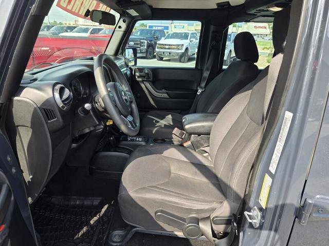 Used 2018 Jeep Wrangler Unlimited Sport AWD/4WD image 13