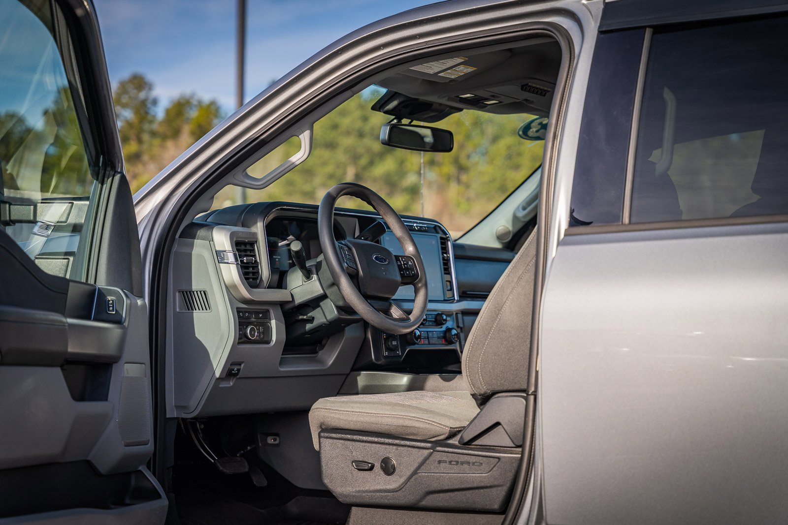 Certified 2023 Ford F250 XLT w/ XLT Premium Package image 24