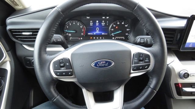 Certified 2021 Ford Explorer XLT image 23
