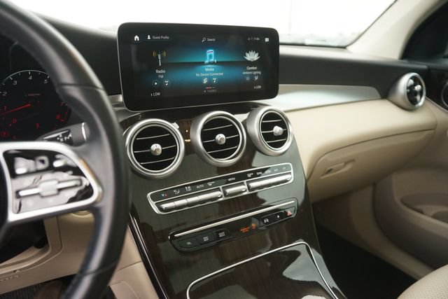 Used 2022 Mercedes-Benz GLC 300 image 26
