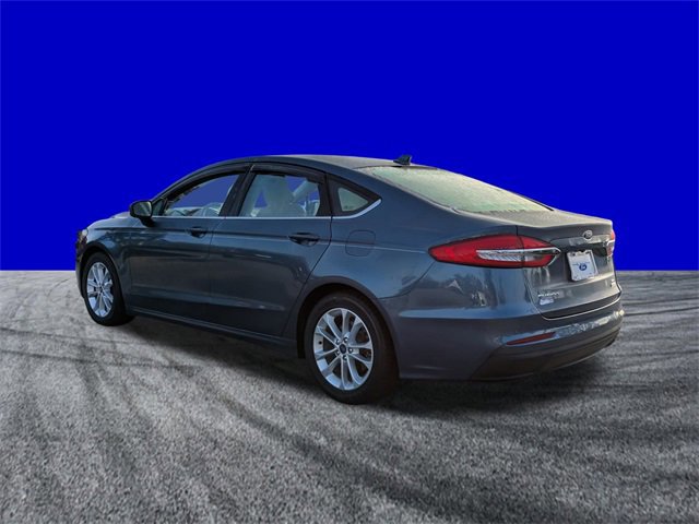 Certified 2019 Ford Fusion SE image 3