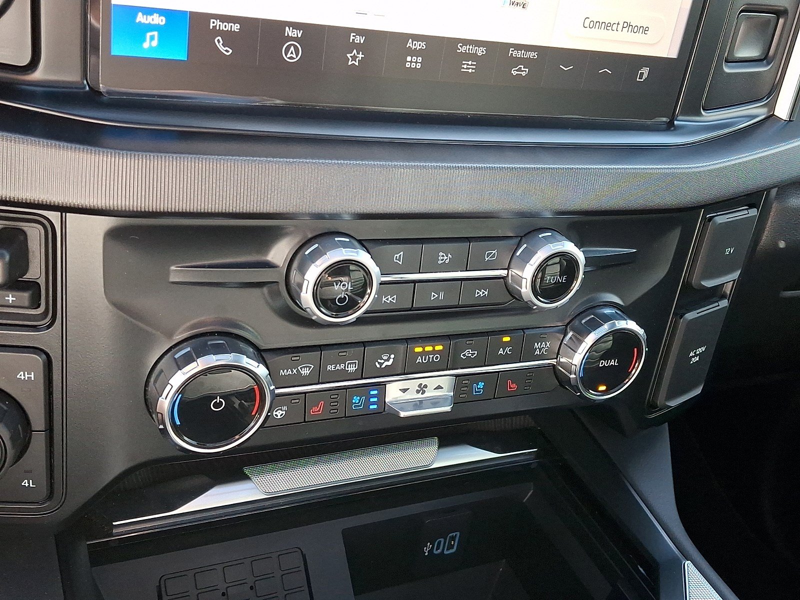 Certified 2024 Ford F250 Platinum AWD/4WD image 15