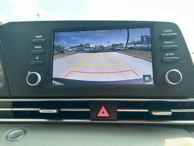 Used 2022 Hyundai Elantra SEL FWD image 18