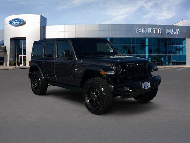 Used 2025 Jeep Wrangler Unlimited Sport AWD/4WD image 7