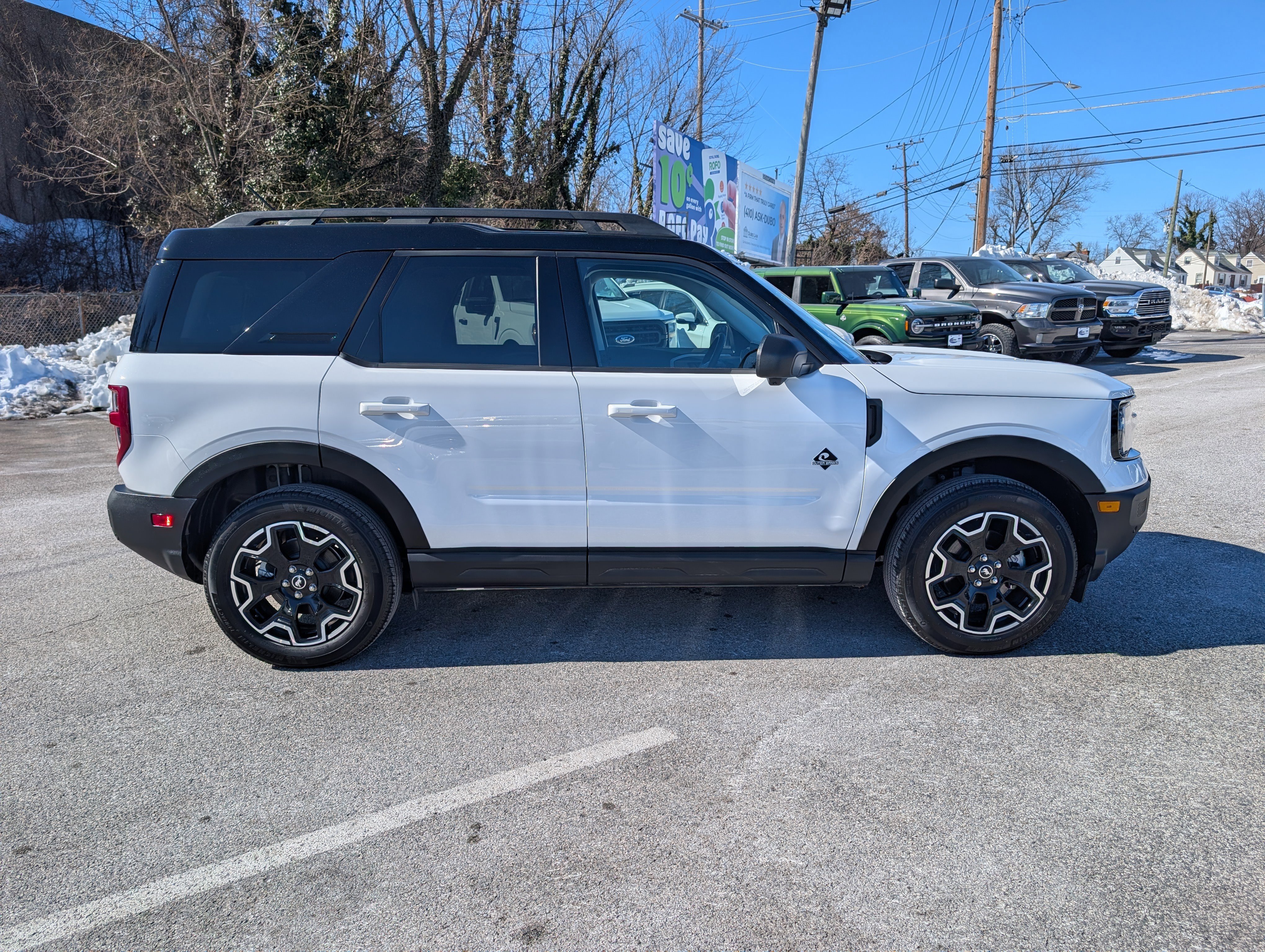 Certified 2025 Ford Bronco Sport Outer Banks w/ Outer Banks Tech Package+ image 2