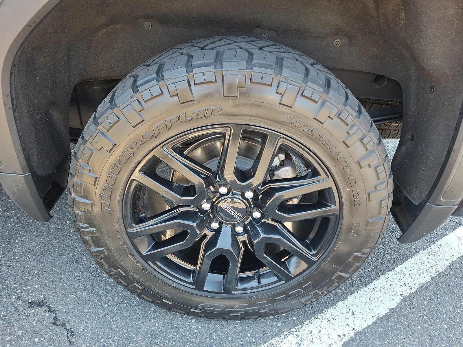 Used 2024 GMC Sierra 1500 Elevation w/ Preferred Package AWD/4WD image 28