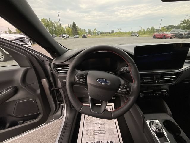 Certified 2024 Ford Escape ST-Line w/ Tech Pack #1 AWD/4WD image 15