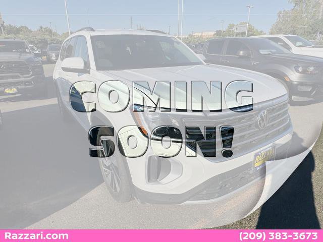 Used 2024 Volkswagen Atlas SE AWD/4WD image 1