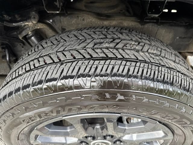 Used 2024 Toyota Tundra Platinum AWD/4WD image 13