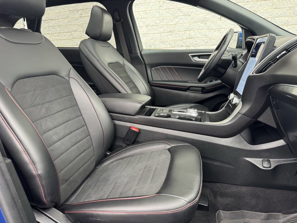 Certified 2024 Ford Edge ST-Line image 18