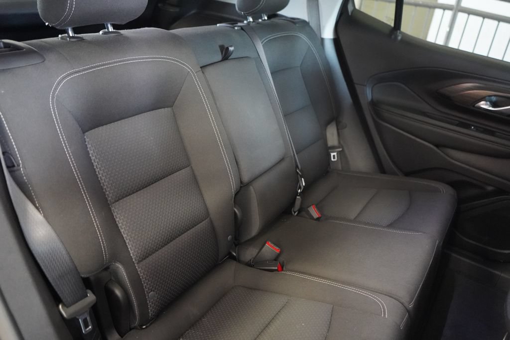 Used 2024 GMC Terrain SLE AWD/4WD image 25