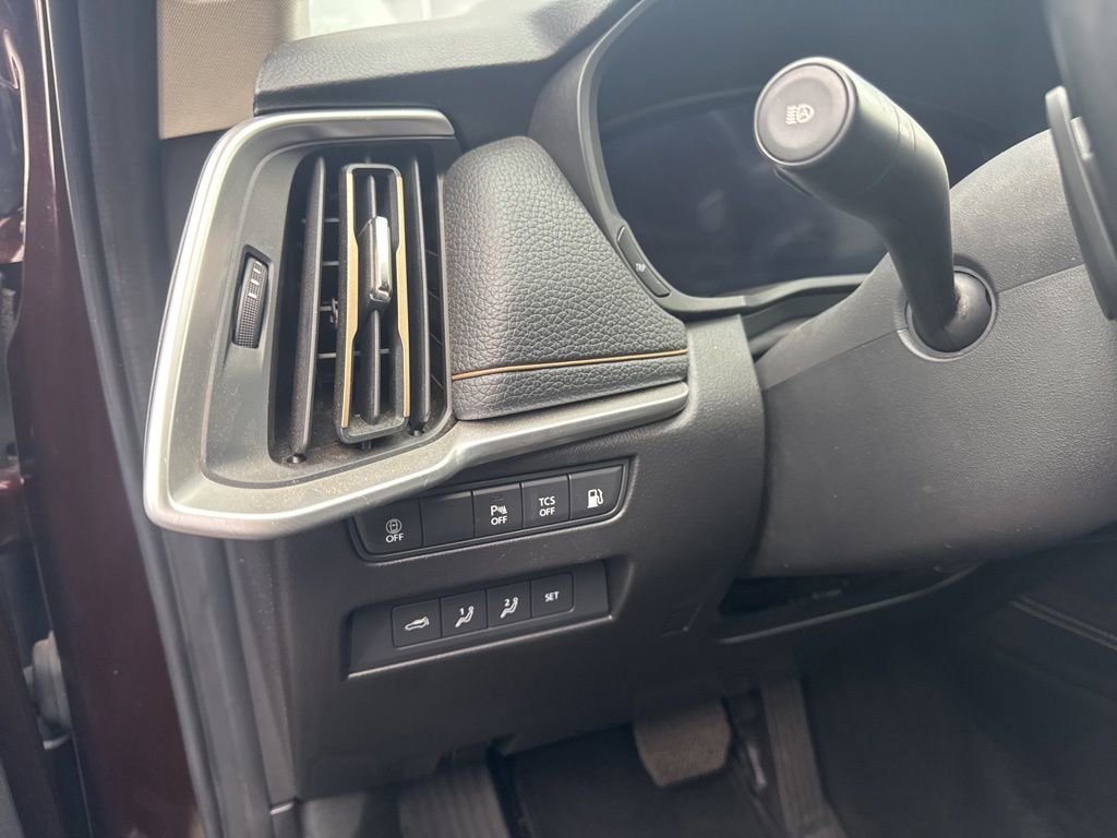 Used 2024 MAZDA CX-90 Plug-In Hybrid w/ Premium Pkg image 11