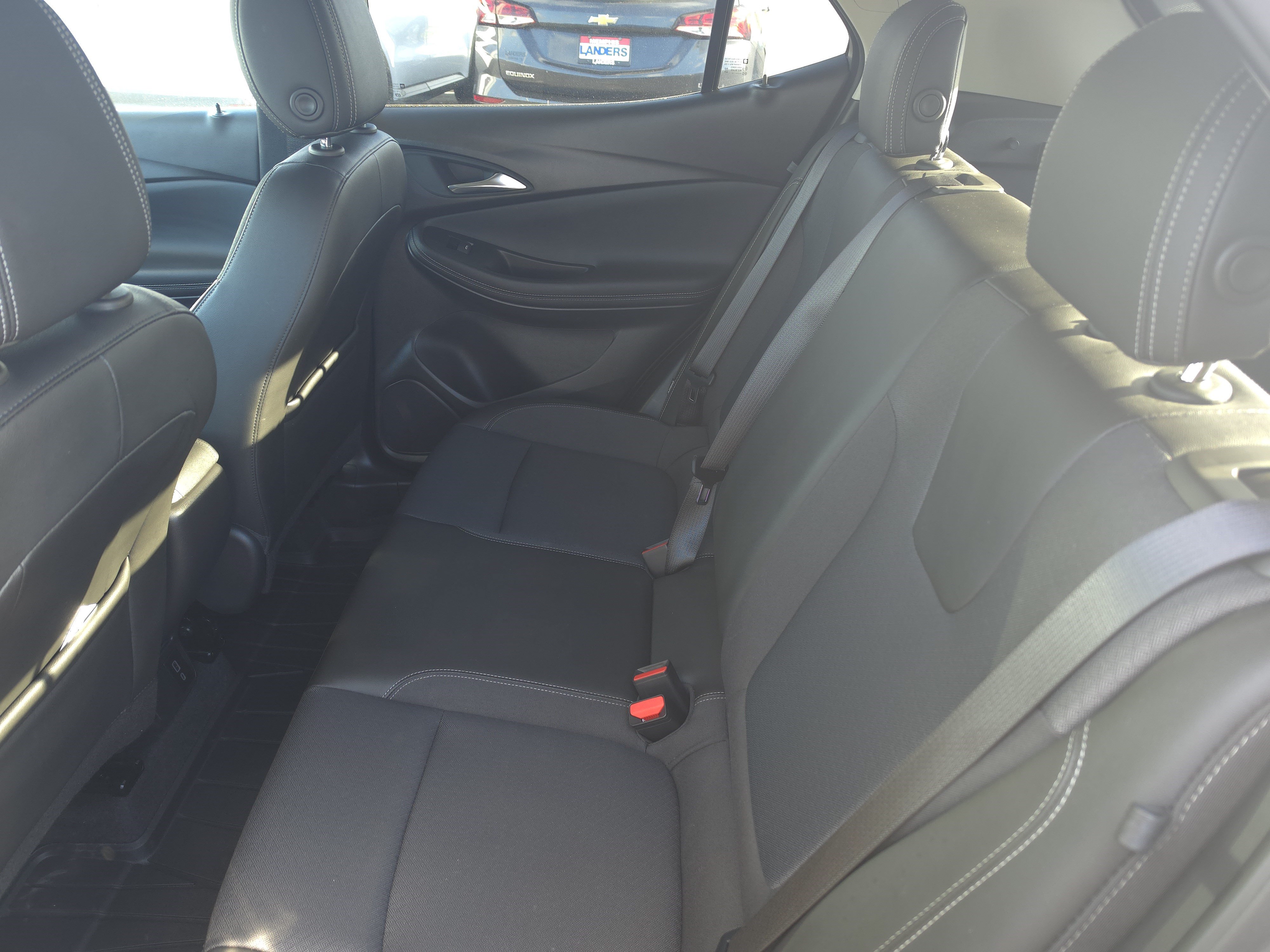 Used 2025 Buick Encore GX Preferred w/ Advanced Technology Package FWD image 17