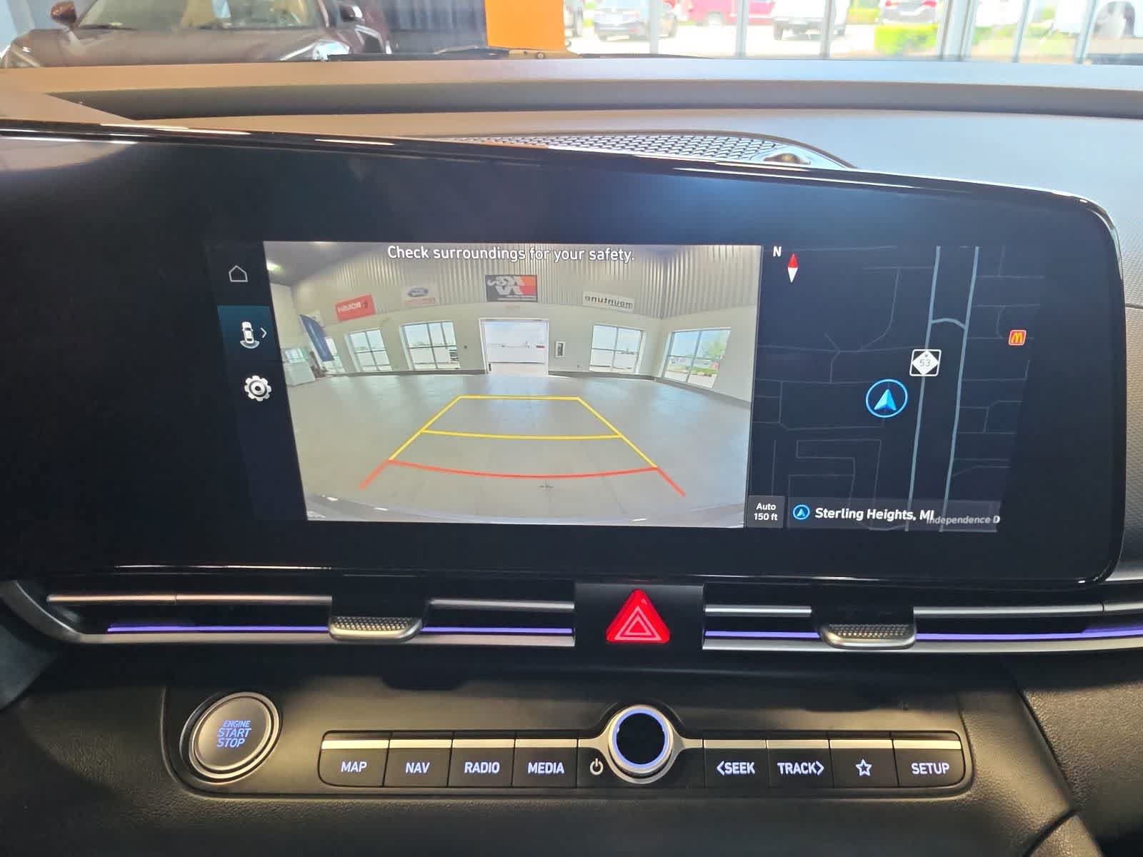 Used 2024 Hyundai Elantra SEL FWD image 28