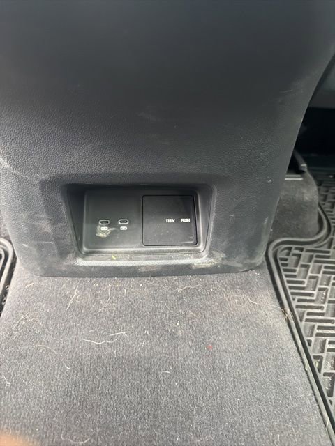 Used 2024 Volkswagen Atlas Cross Sport SE AWD/4WD image 24