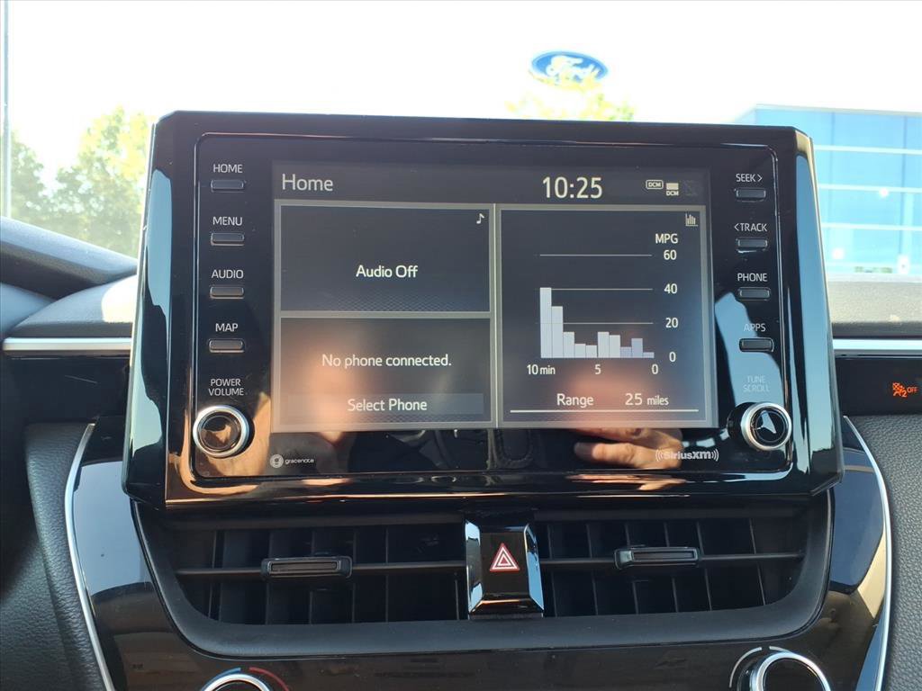 Used 2022 Toyota Corolla LE image 18