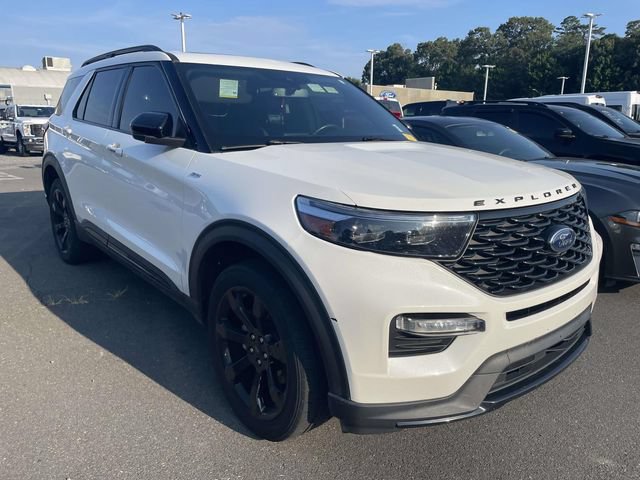 Certified 2022 Ford Explorer ST-Line w/ Class IV Trailer Tow Package