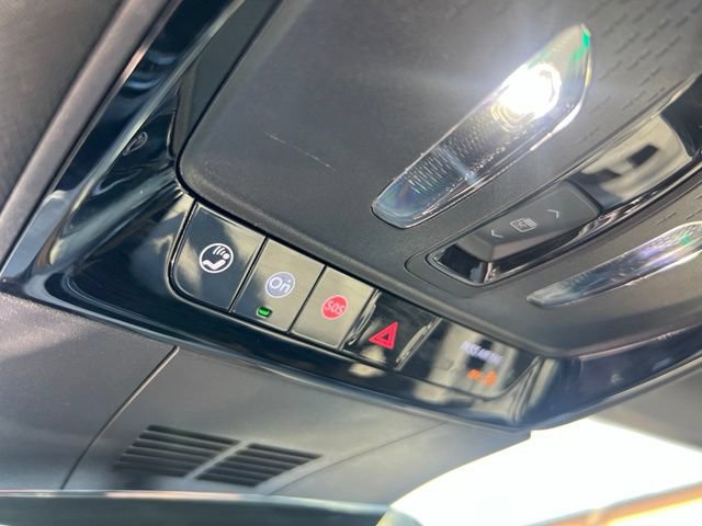 Used 2024 Cadillac Lyriq Sport AWD/4WD image 20