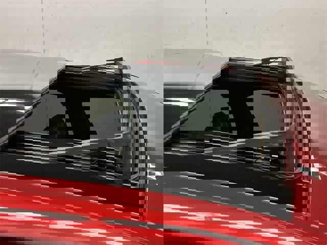 Used 2020 Jaguar F-PACE R-Sport image 7