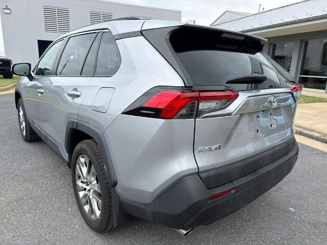 Used 2020 Toyota RAV4 XLE Premium AWD/4WD image 3