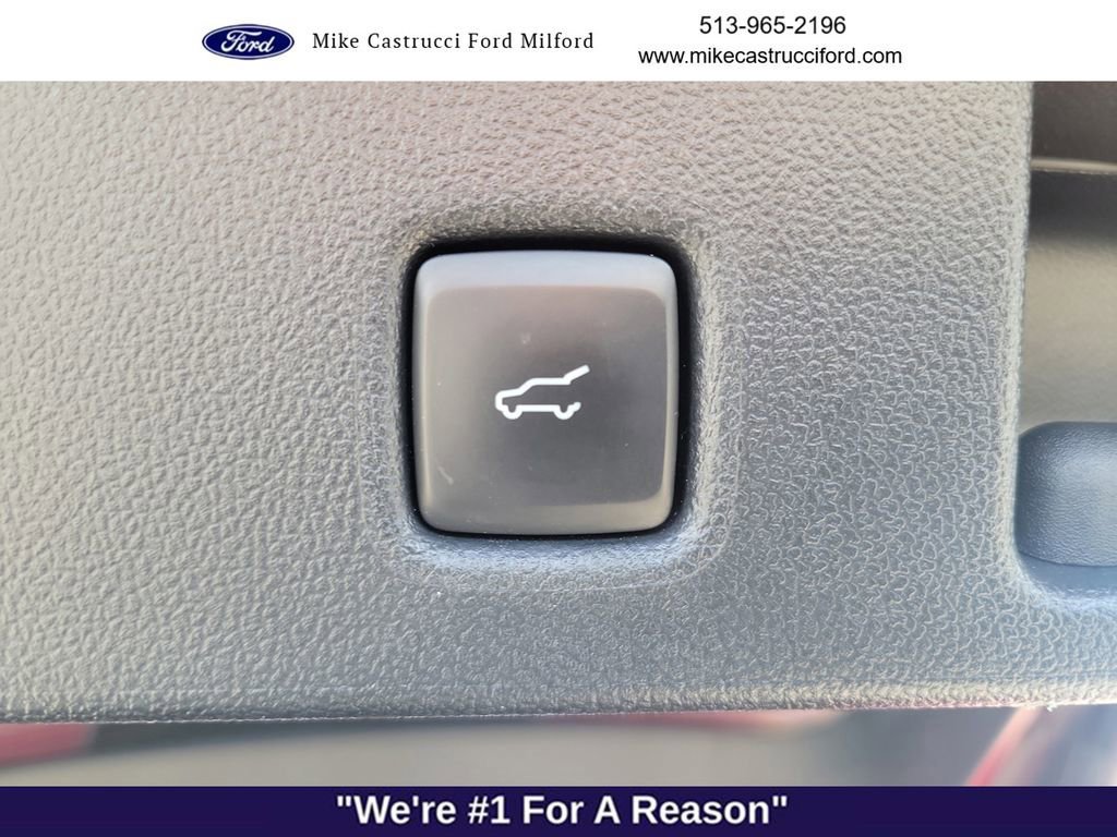 Certified 2024 Ford Escape SE FWD image 23