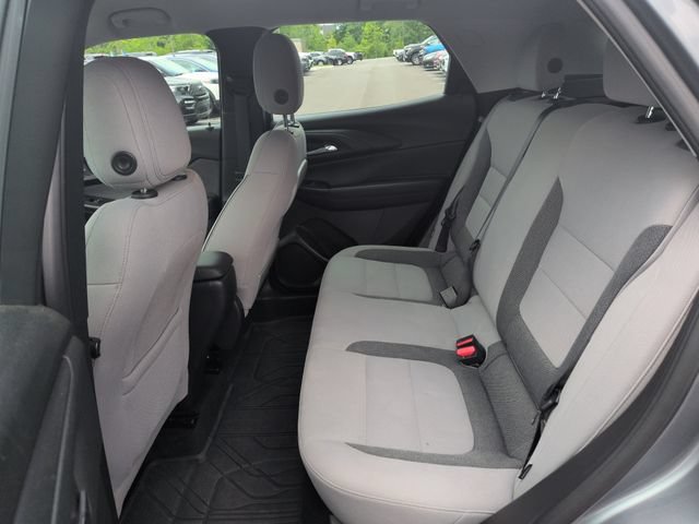 Used 2021 Chevrolet TrailBlazer LS FWD image 23