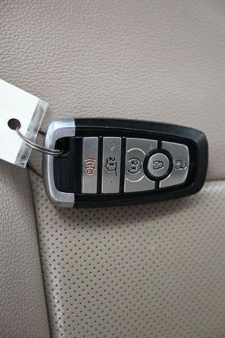 Certified 2022 Ford Explorer Limited w/ Equipment Group 301A RWD image 26