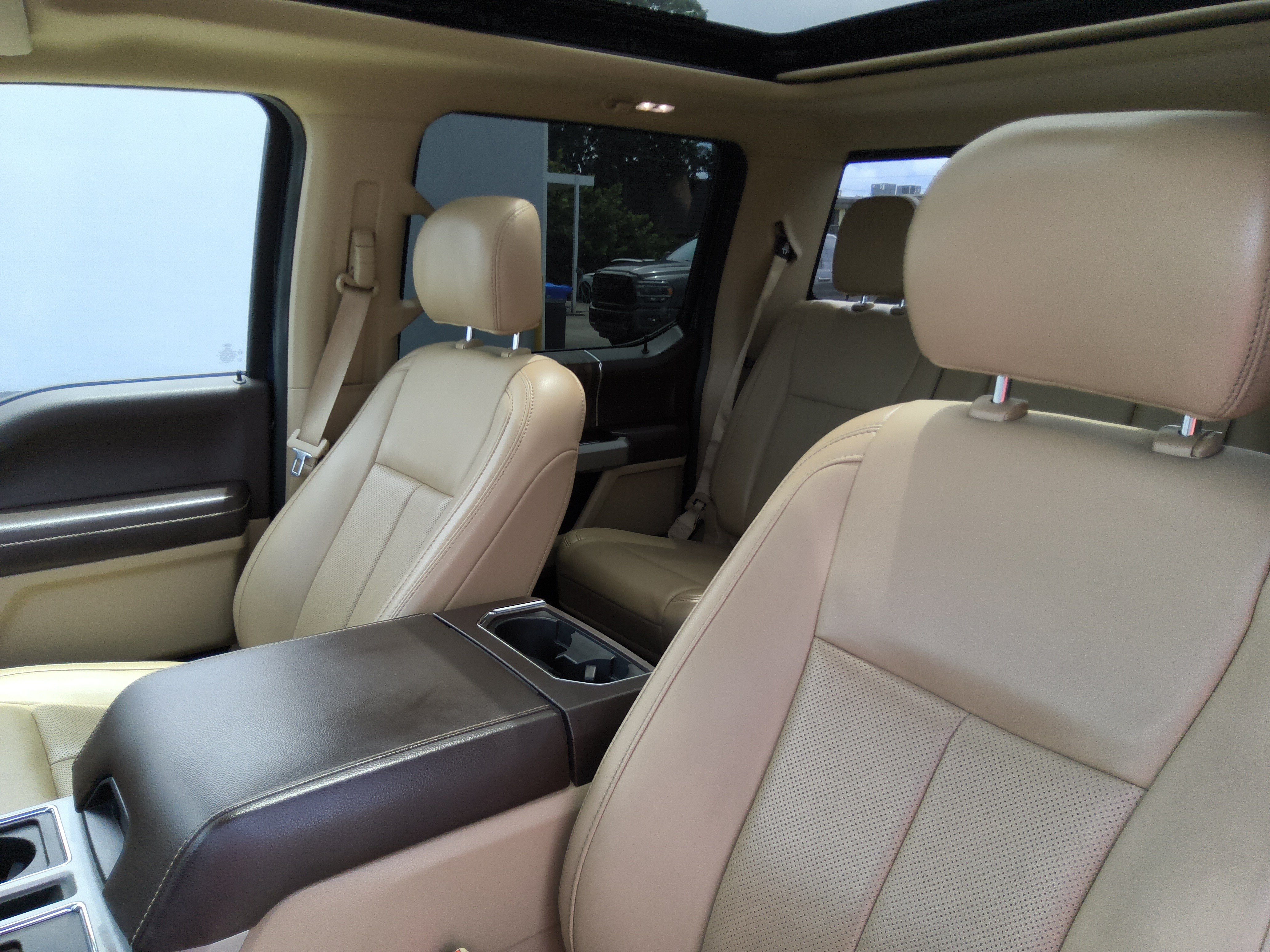 Certified 2019 Ford F150 Lariat w/ Equipment Group 502A Luxury AWD/4WD image 13