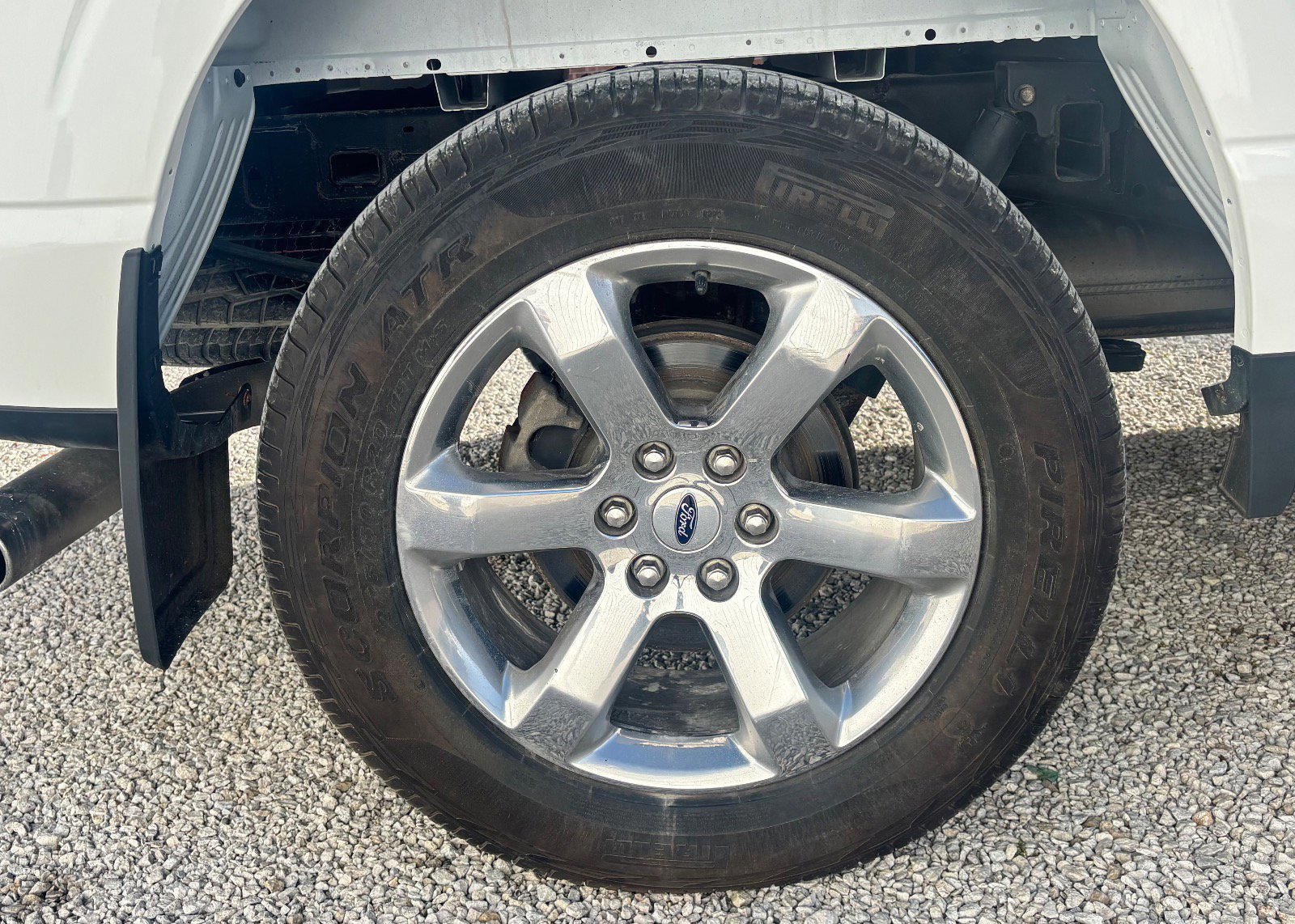 Certified 2022 Ford F150 Lariat w/ Equipment Group 502A High image 16