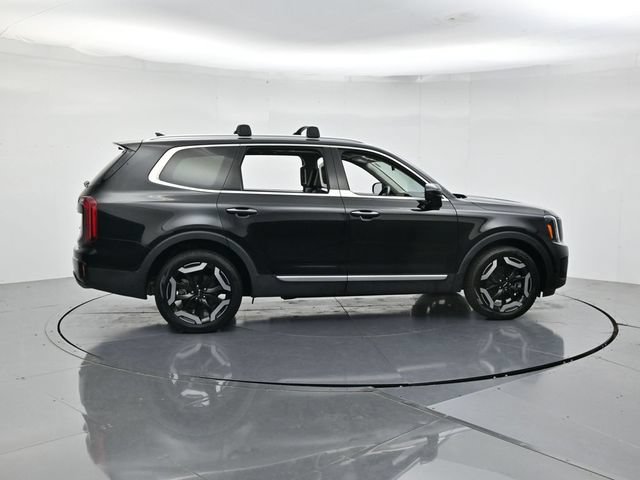 Used 2025 Kia Telluride S AWD/4WD image 2