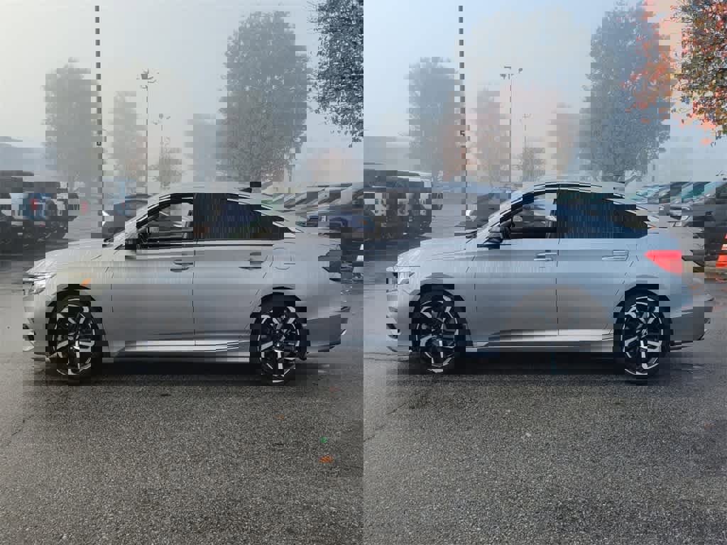 Used 2021 Honda Accord Sport Special Edition image 2