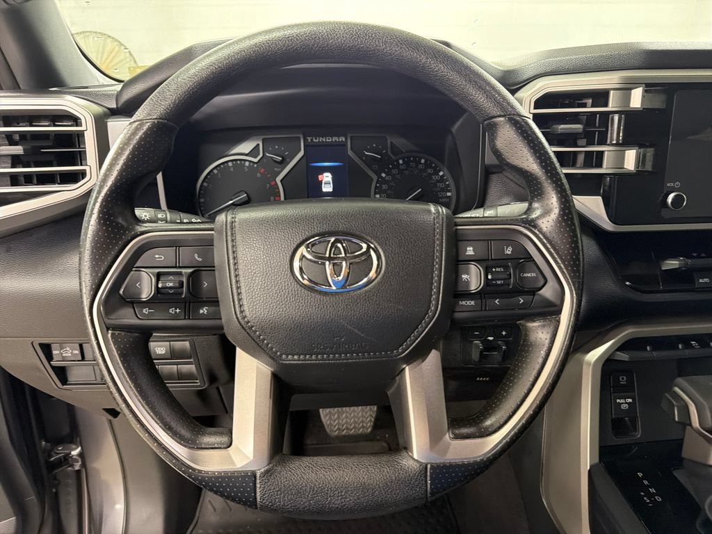 Used 2025 Toyota Tundra SR5 AWD/4WD image 18