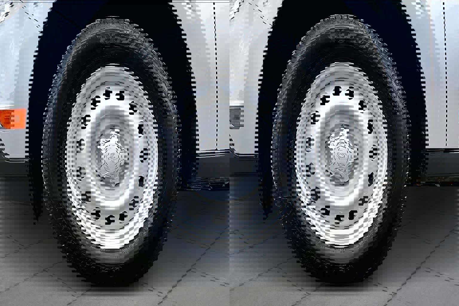 Certified 2023 Ford Maverick XL image 15