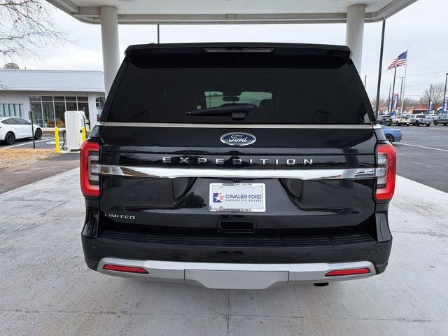Certified 2024 Ford Expedition Limited image 3