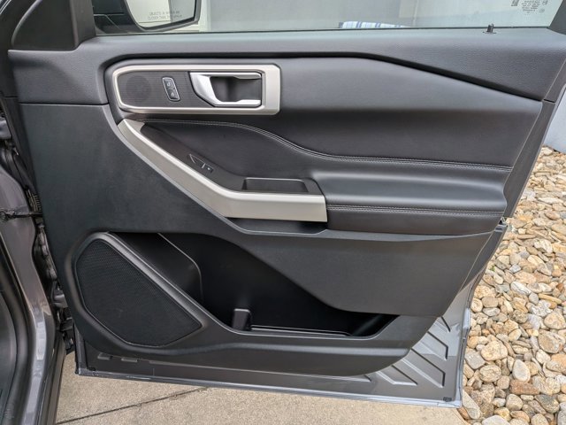 Certified 2023 Ford Explorer XLT w/ Equipment Group 202A AWD/4WD image 37