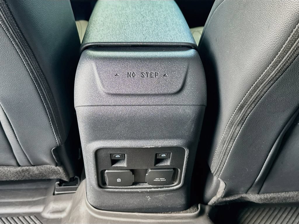 Certified 2023 Ford Bronco Wildtrak AWD/4WD image 26