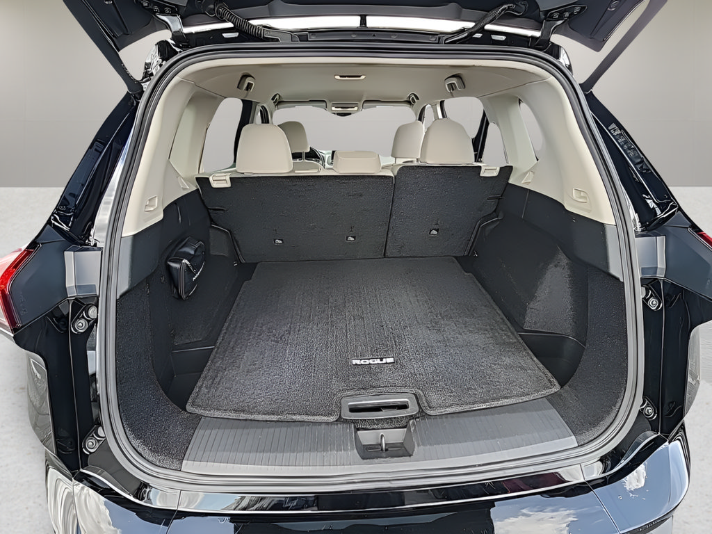 Used 2025 Nissan Rogue SV AWD/4WD image 10