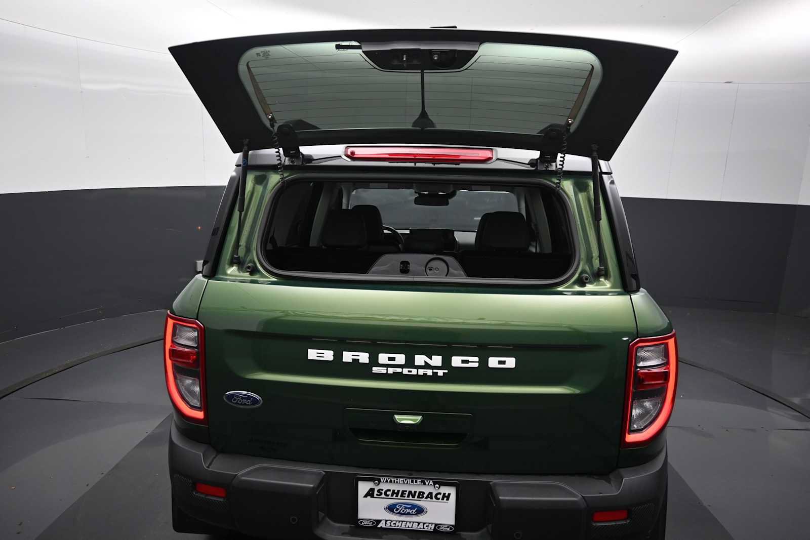 Certified 2025 Ford Bronco Sport Badlands w/ Badlands Tech Package AWD/4WD image 25