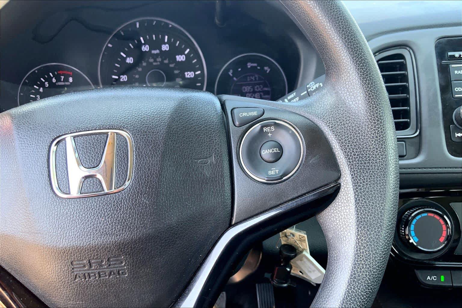 Used 2018 Honda HR-V LX image 25