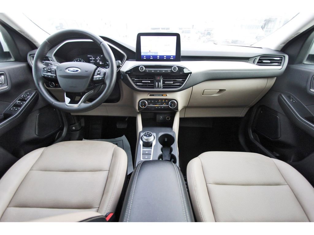 Certified 2022 Ford Escape SEL FWD image 11