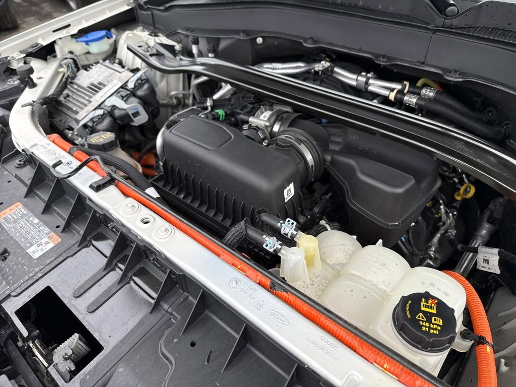 Certified 2022 Ford Explorer Limited w/ Hybrid Equipment Group 310A image 41