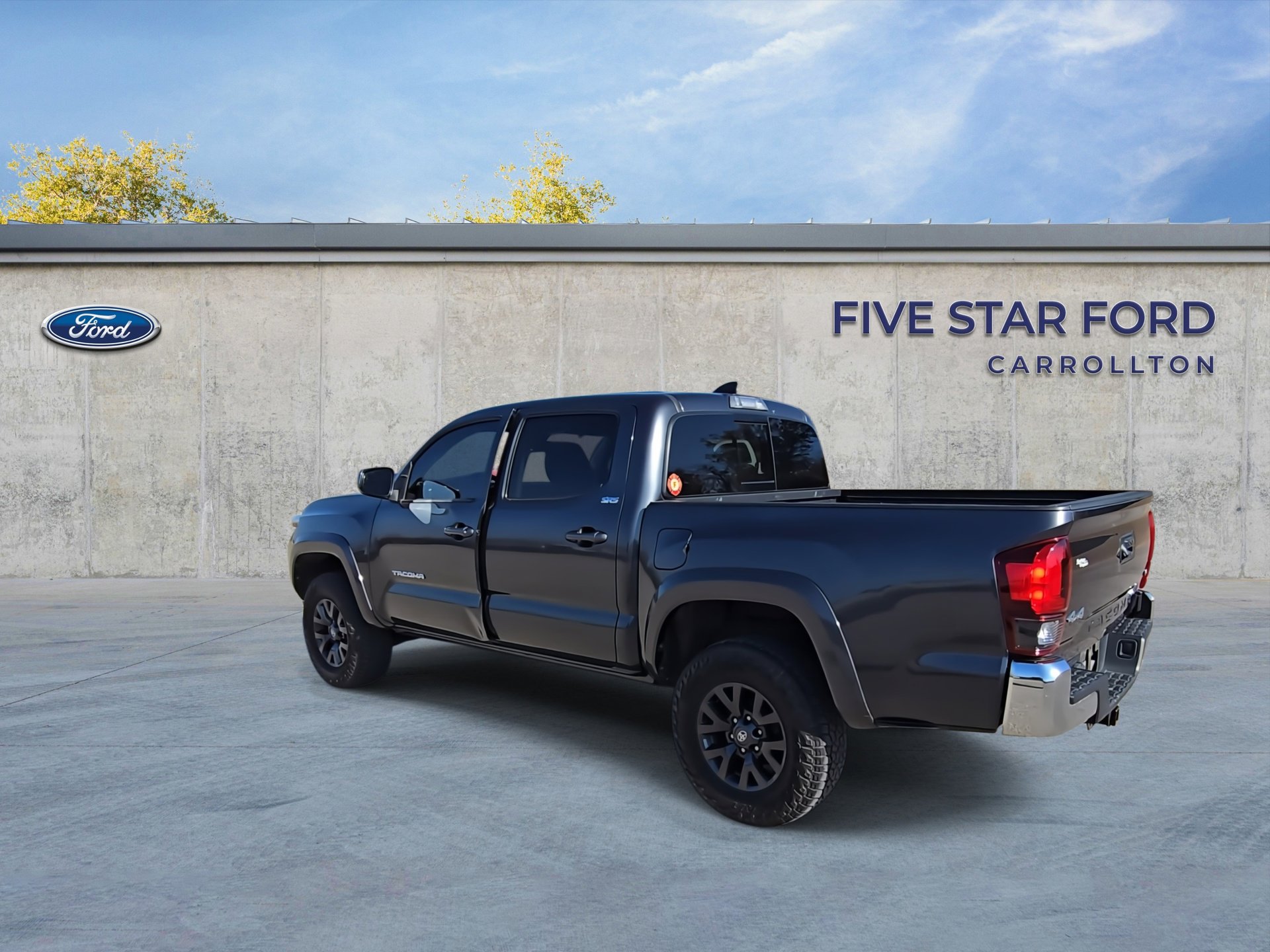Used 2021 Toyota Tacoma SR5 image 7