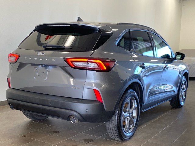 Certified 2025 Ford Escape ST-Line Select w/ Tech Pack #1 AWD/4WD image 8