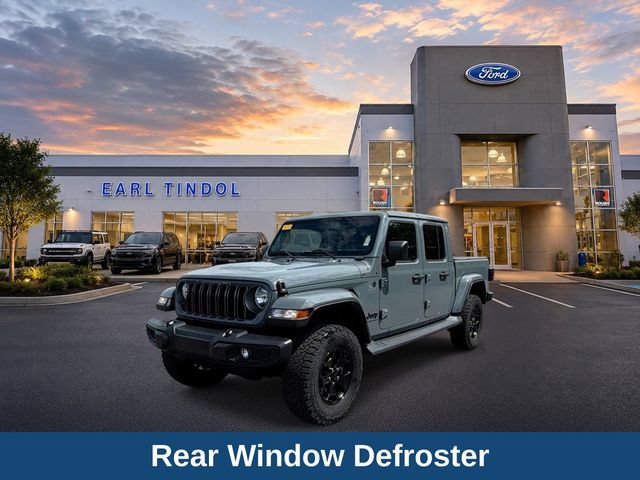 Used 2024 Jeep Gladiator Sport AWD/4WD image 4