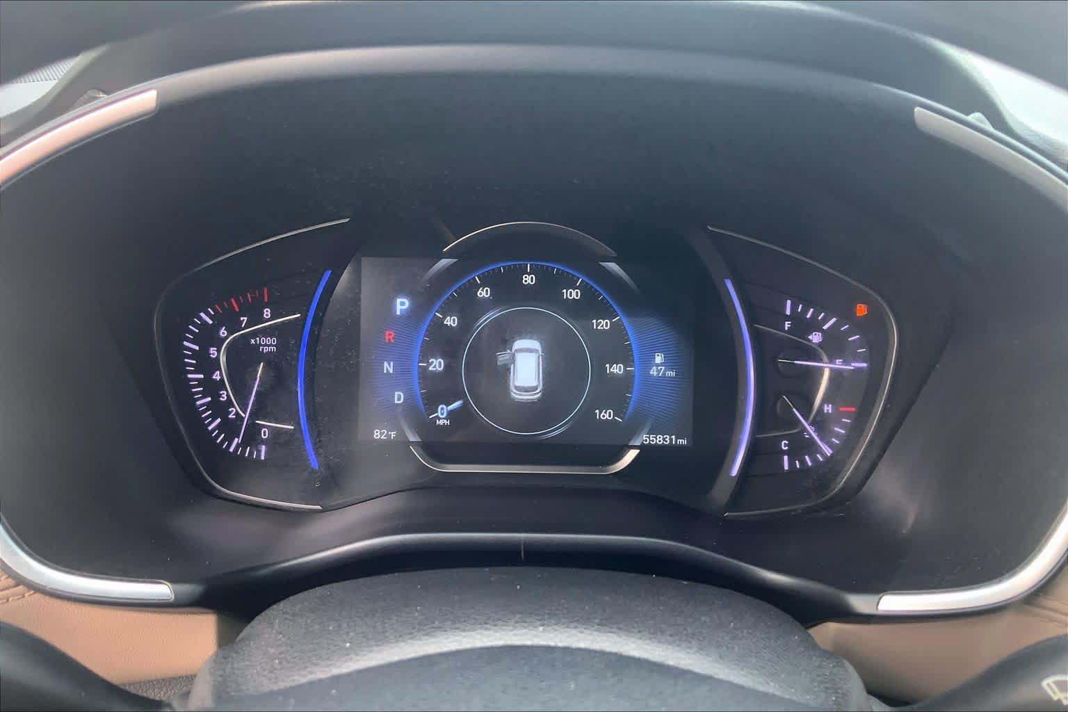 Used 2019 Hyundai Santa Fe SEL FWD image 24