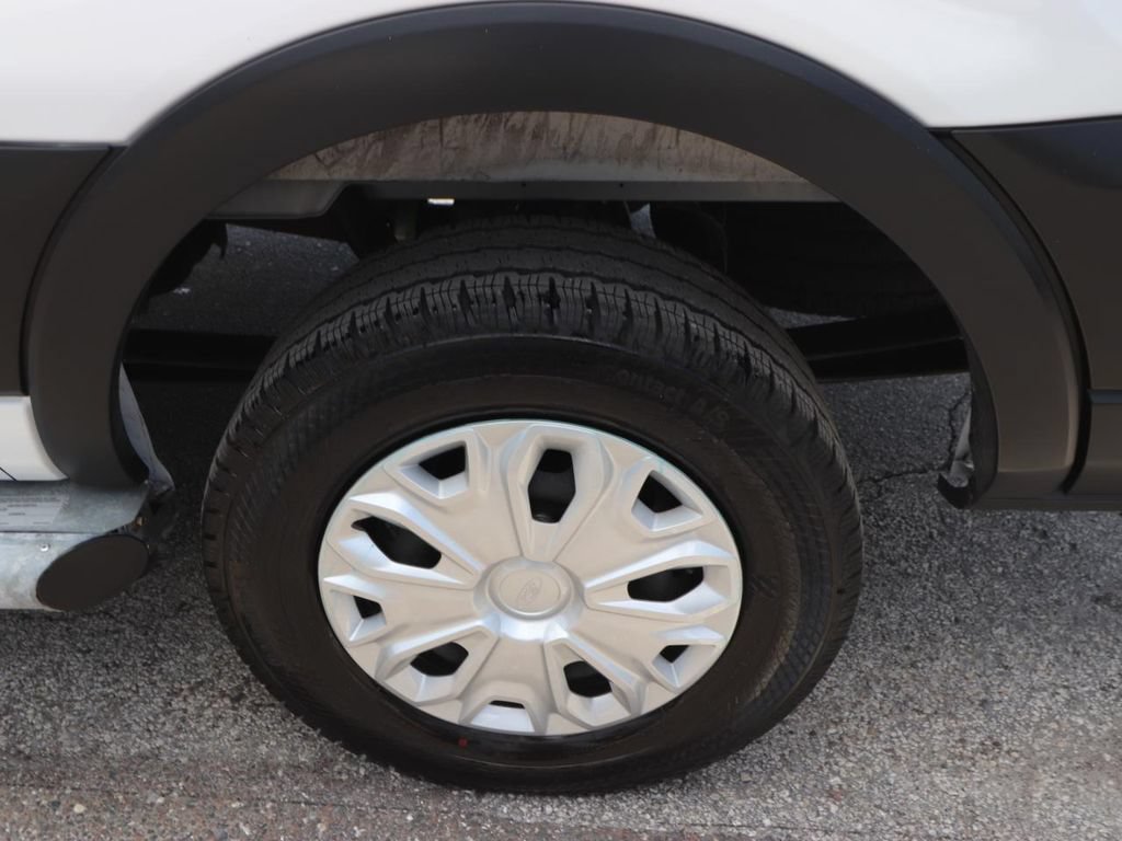 Certified 2025 Ford Transit 250 Low Roof w/ Exterior Upgrade Package RWD image 23