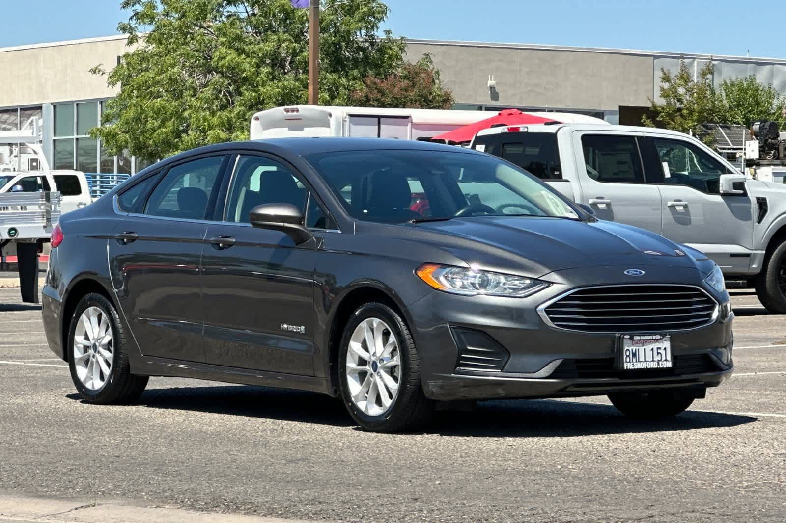 Certified 2019 Ford Fusion SE FWD image 9