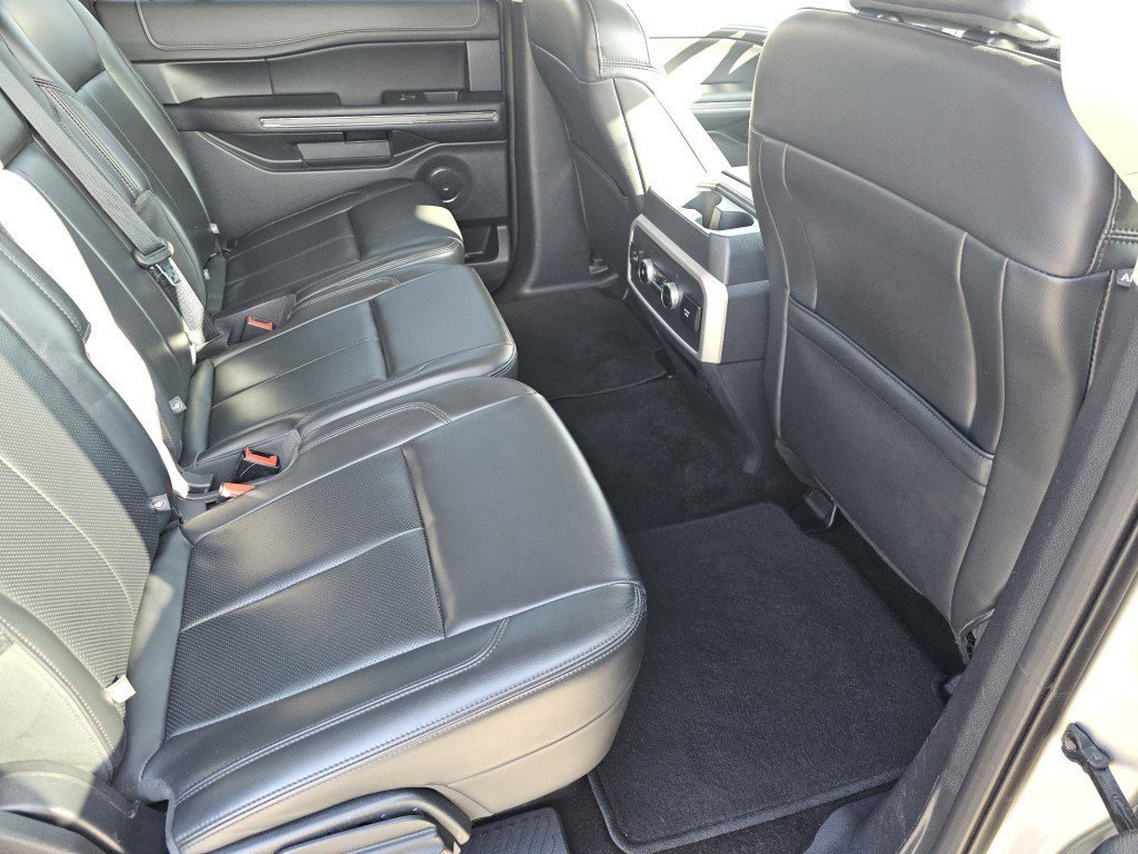 Certified 2023 Ford Expedition Max XLT image 26
